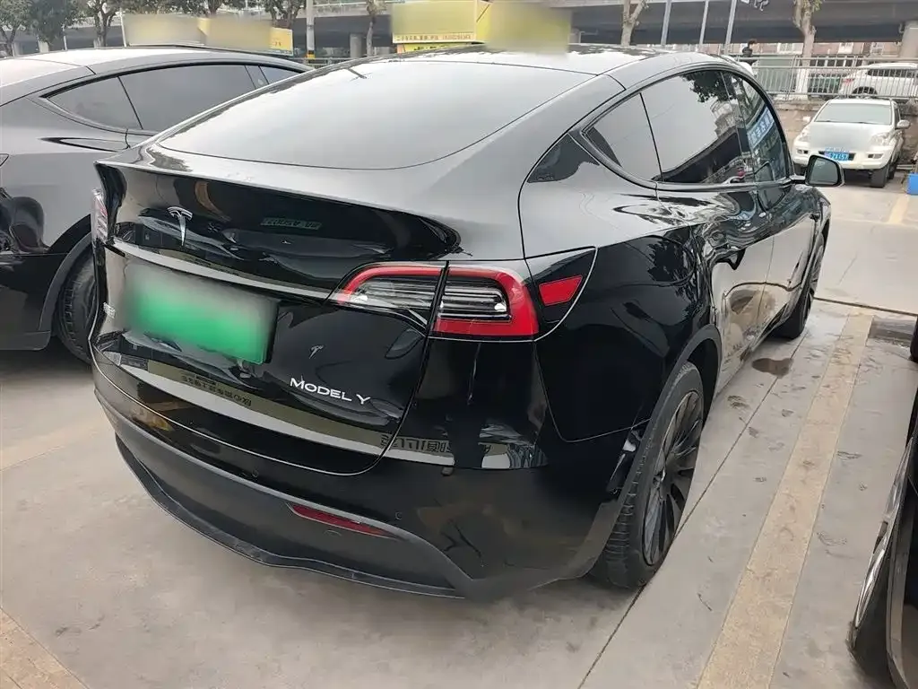 Tesla Model Y 2023 из CN, фото 4