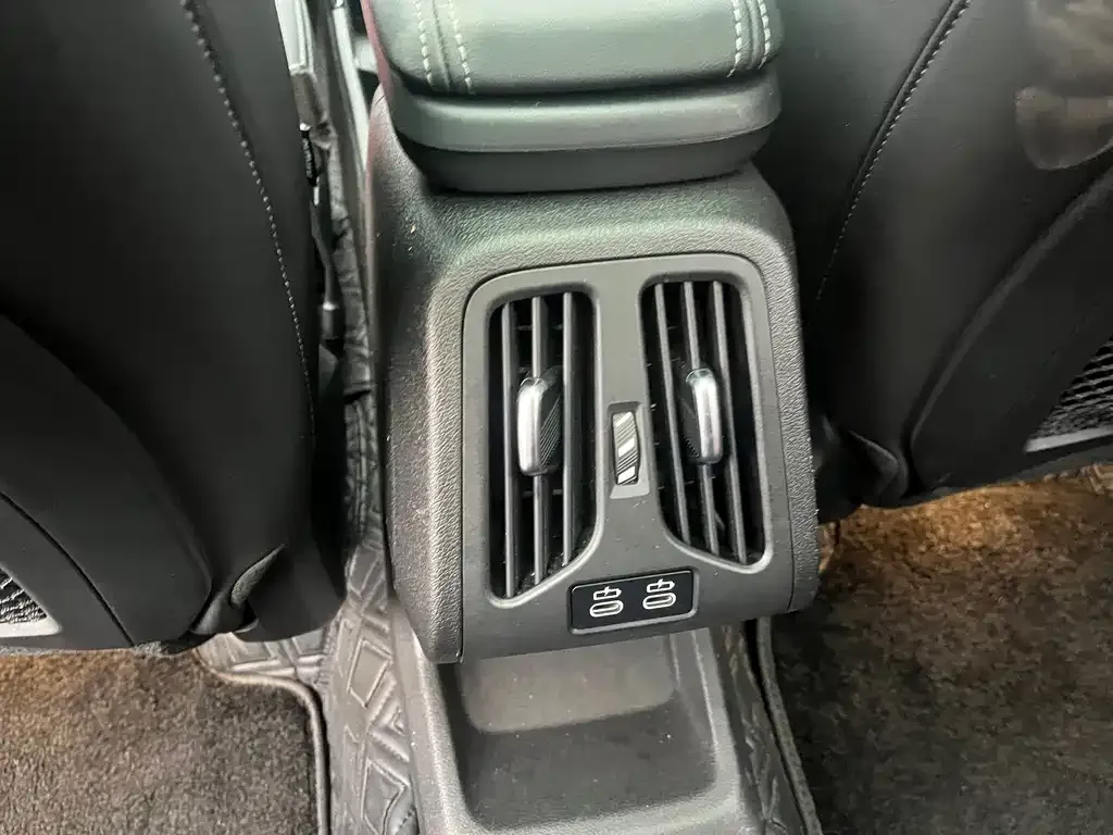 BMW X1 2023 из CN, фото 6