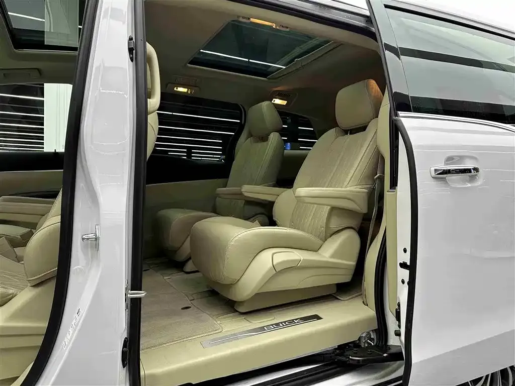 Buick GL8 2024 из CN, фото 5