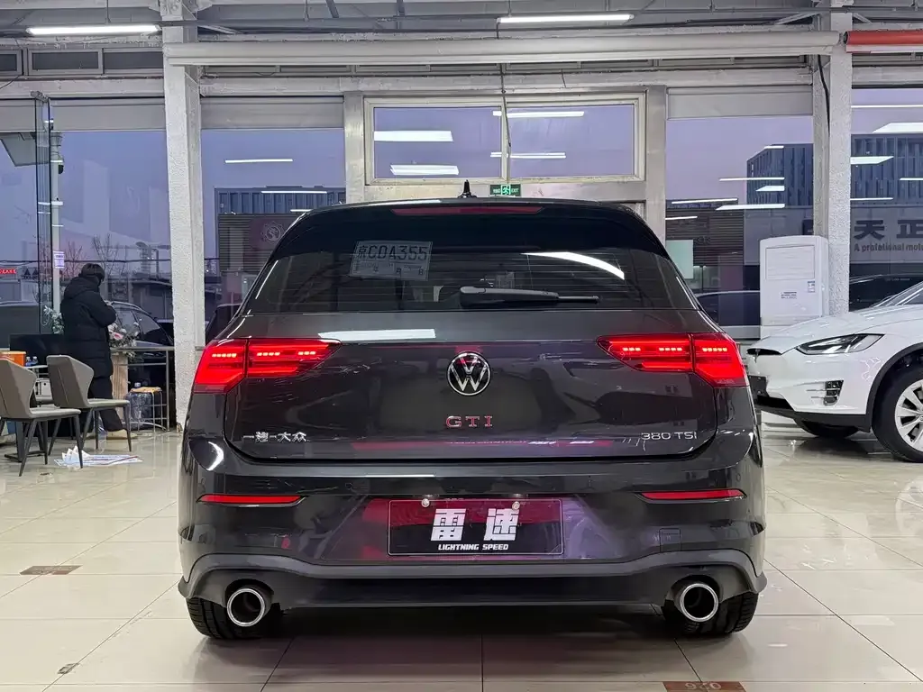 Volkswagen Golf GTI 2024 из CN, фото 3