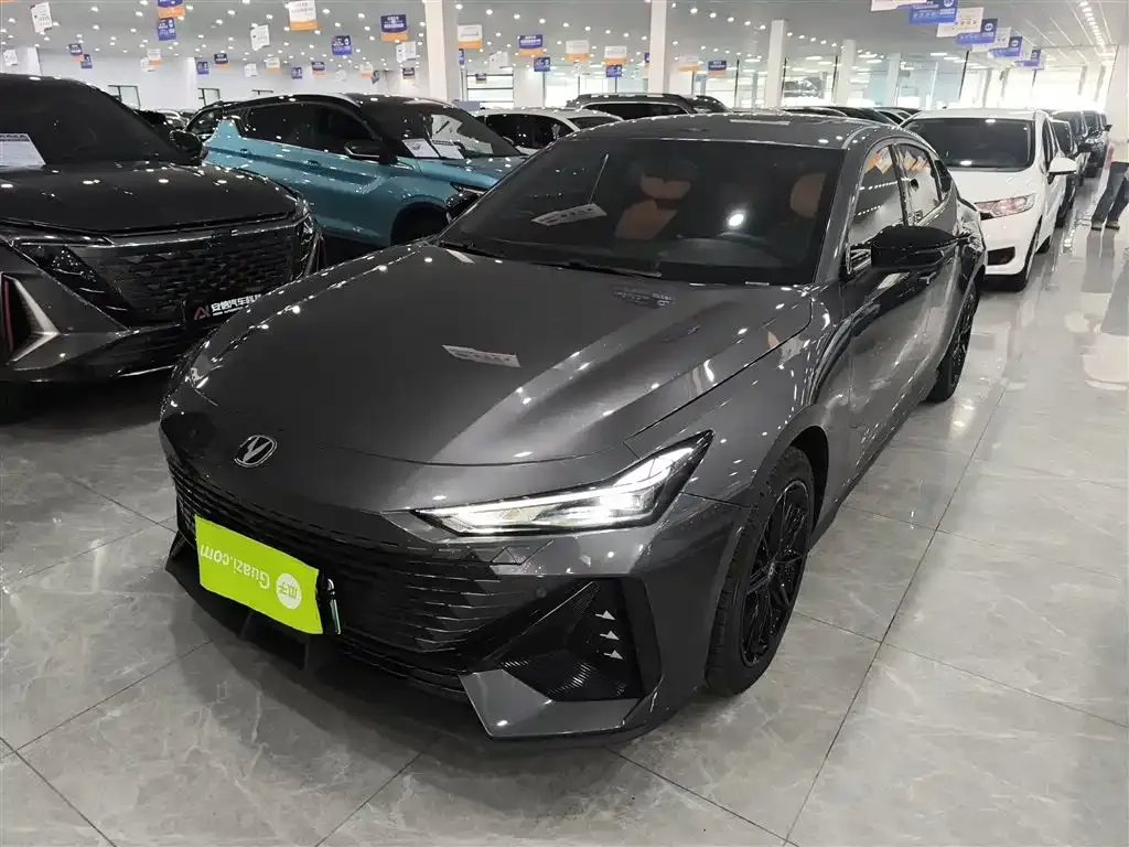 Changan UNI-V iDD 2023 из CN, фото 1