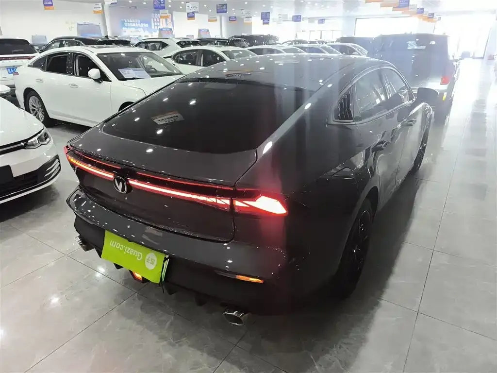 Changan UNI-V iDD 2023 из CN, фото 6