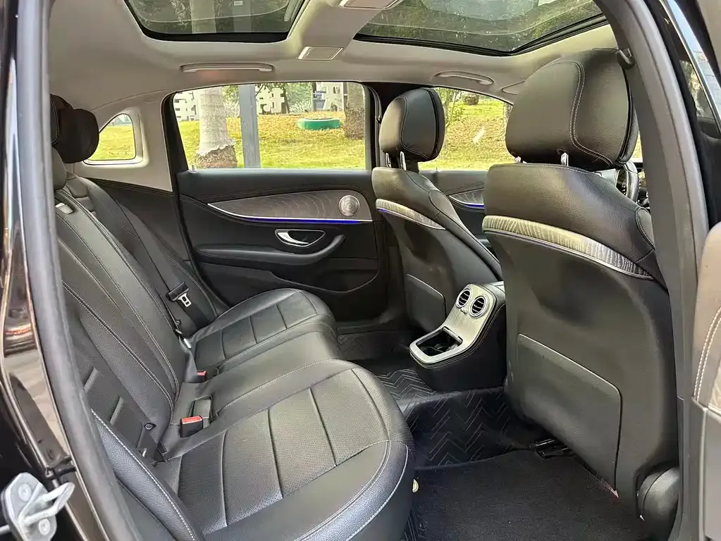 Mercedes-Benz E-Class 2021 из CN, фото 8