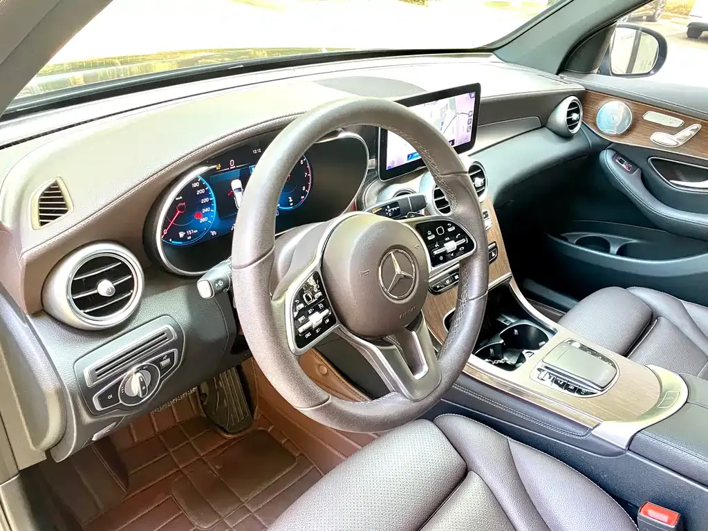 Mercedes-Benz GLC 2021 из CN, фото 3