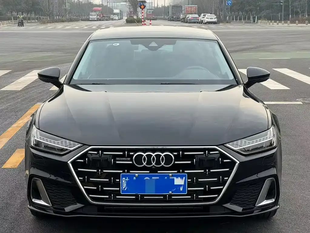 Audi A7L — фото 3