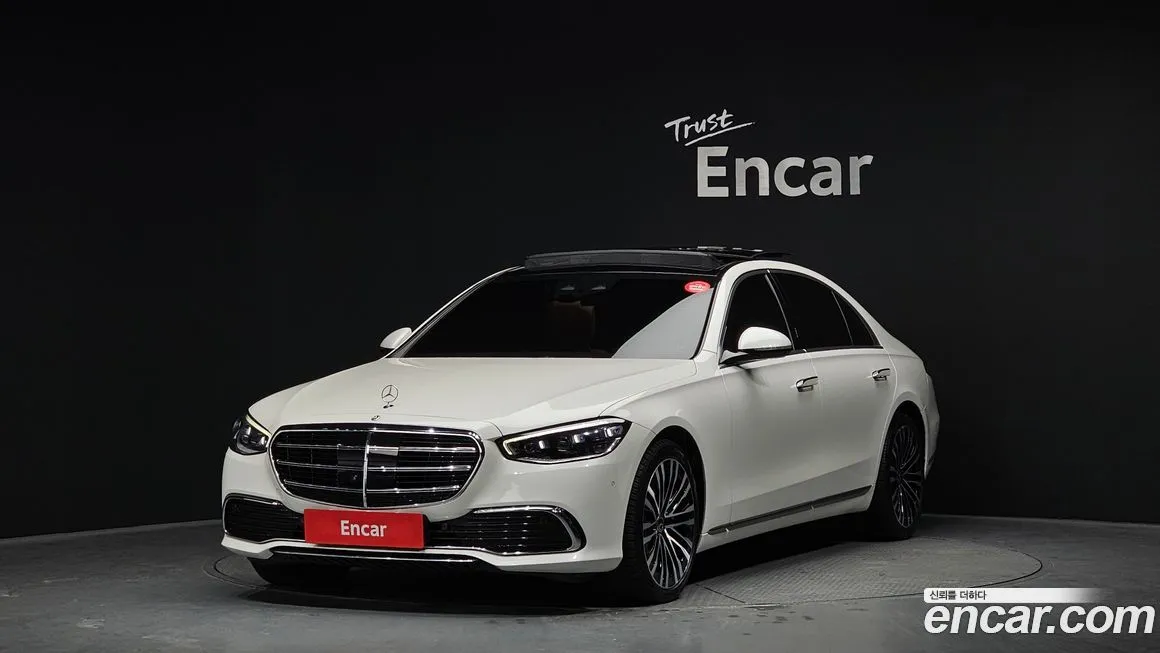 Mercedes-Benz S-Class — фото 1