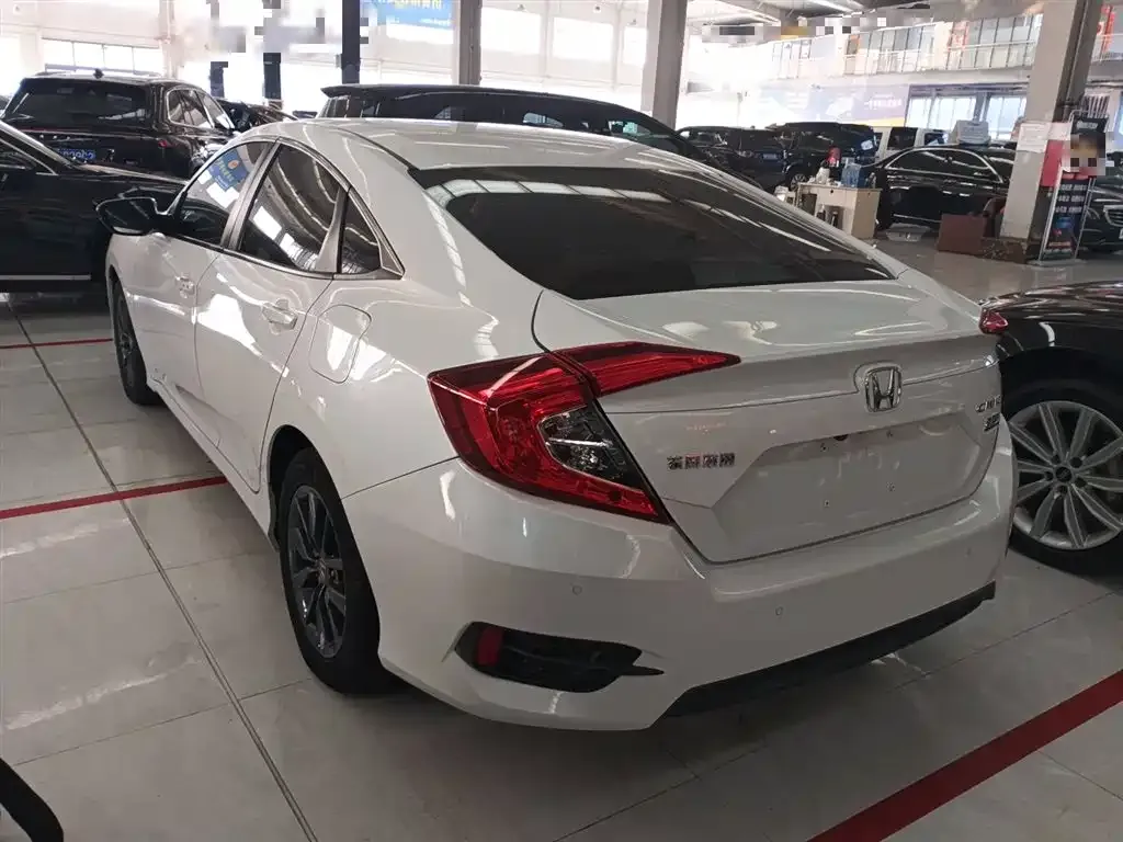 Honda Civic 2021 из CN, фото 10