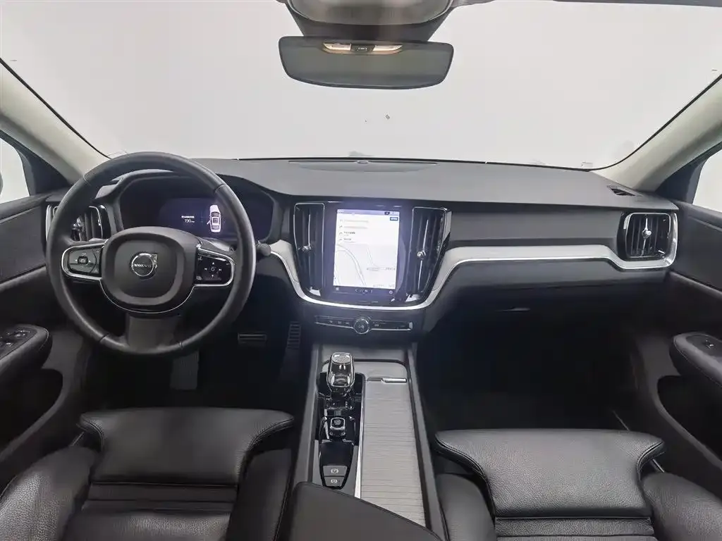 Volvo S60 2022 из CN, фото 3