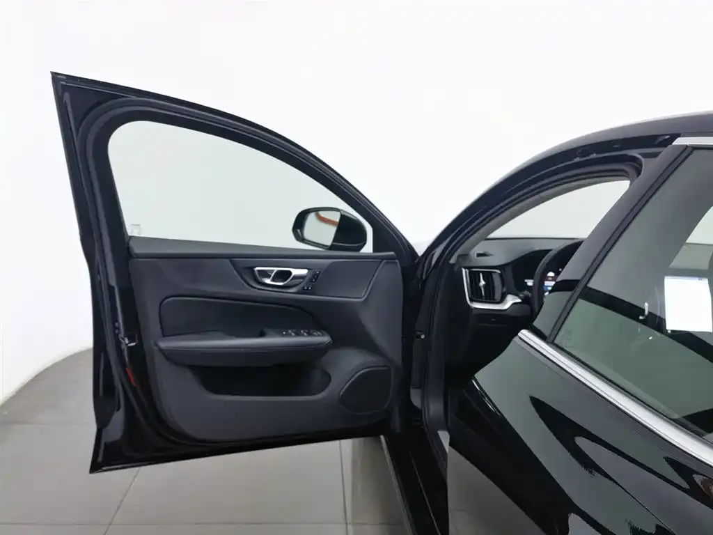 Volvo S60 2022 из CN, фото 2