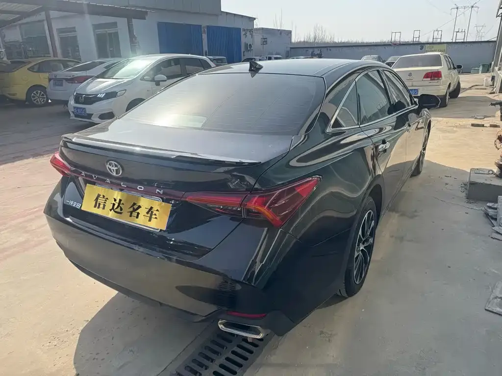 Toyota Avalon 2022 из CN, фото 10