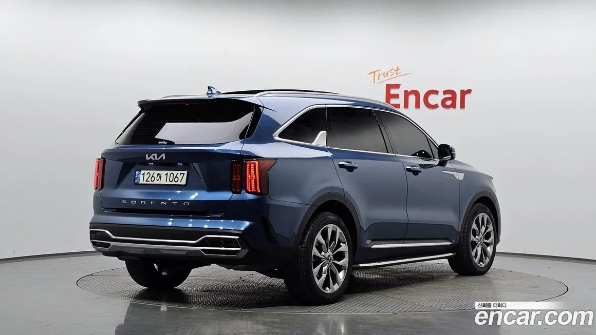 Kia Sorento — фото 7