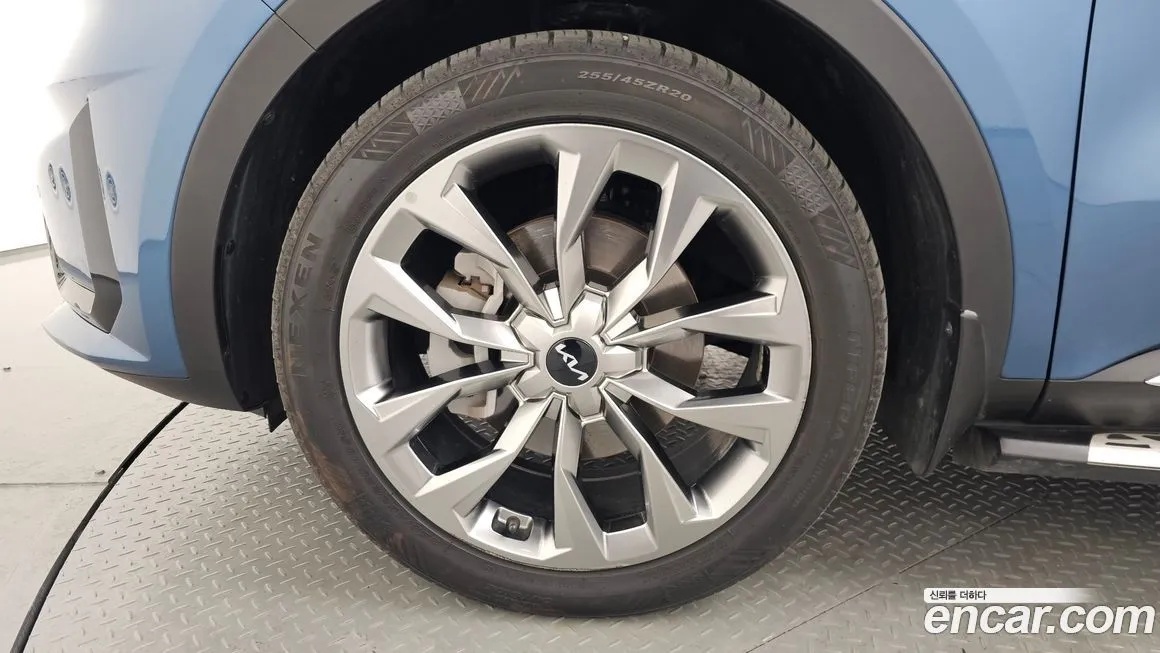 Kia Sorento — фото 5