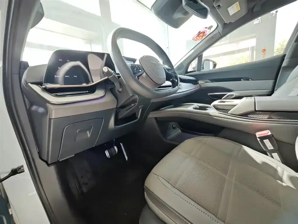 Hongqi Tiangong 08 2025 из CN, фото 8