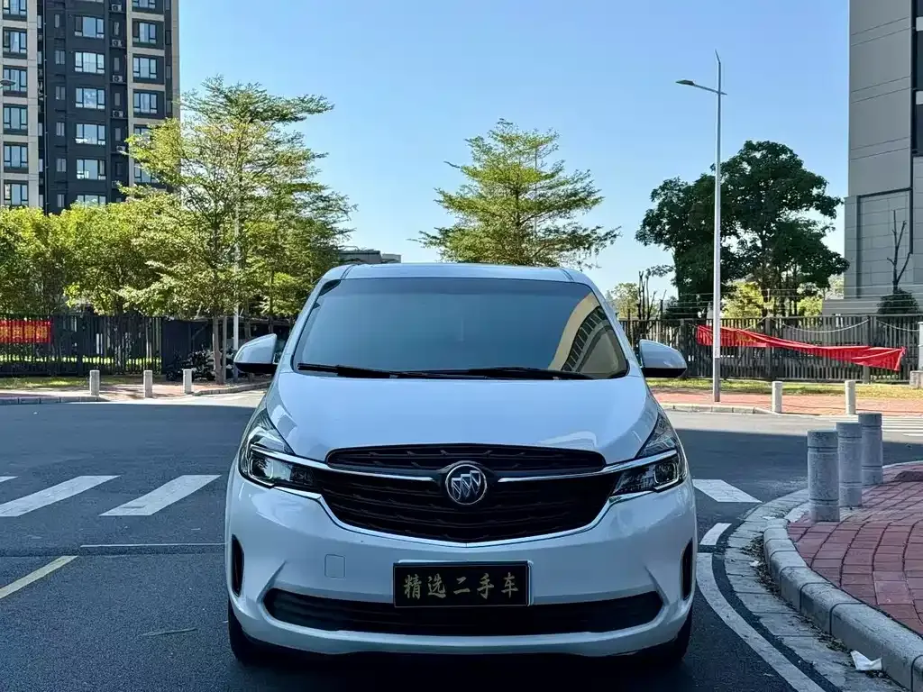 Buick GL8 2021 из CN, фото 3
