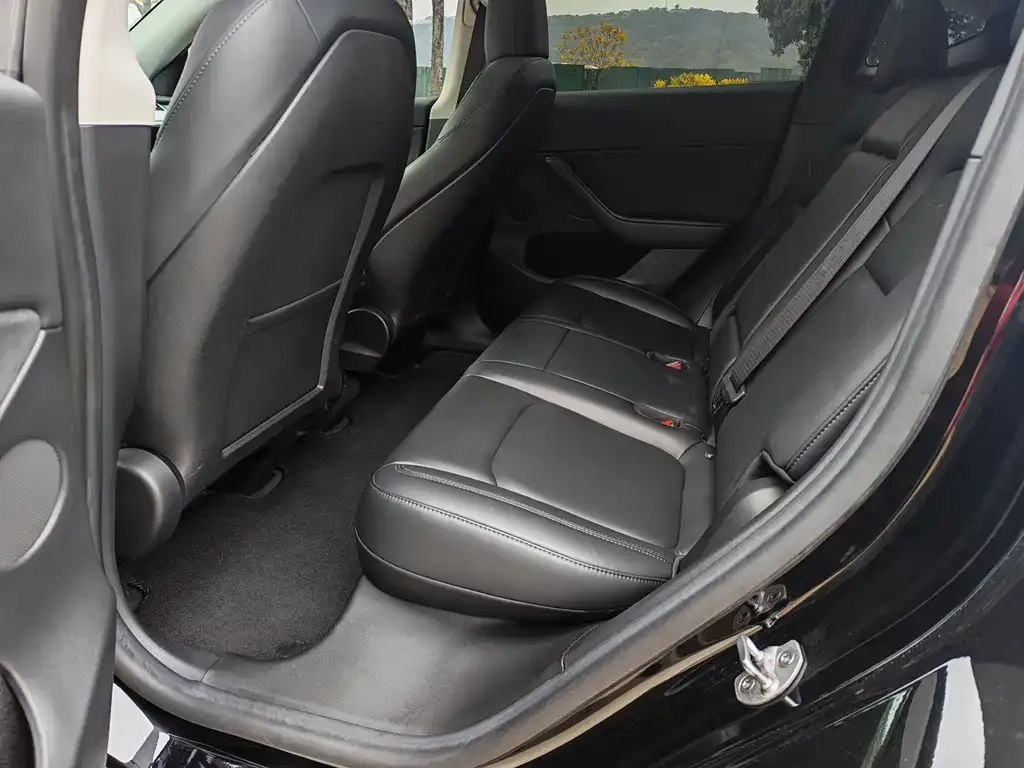 Tesla Model Y 2022 из CN, фото 2