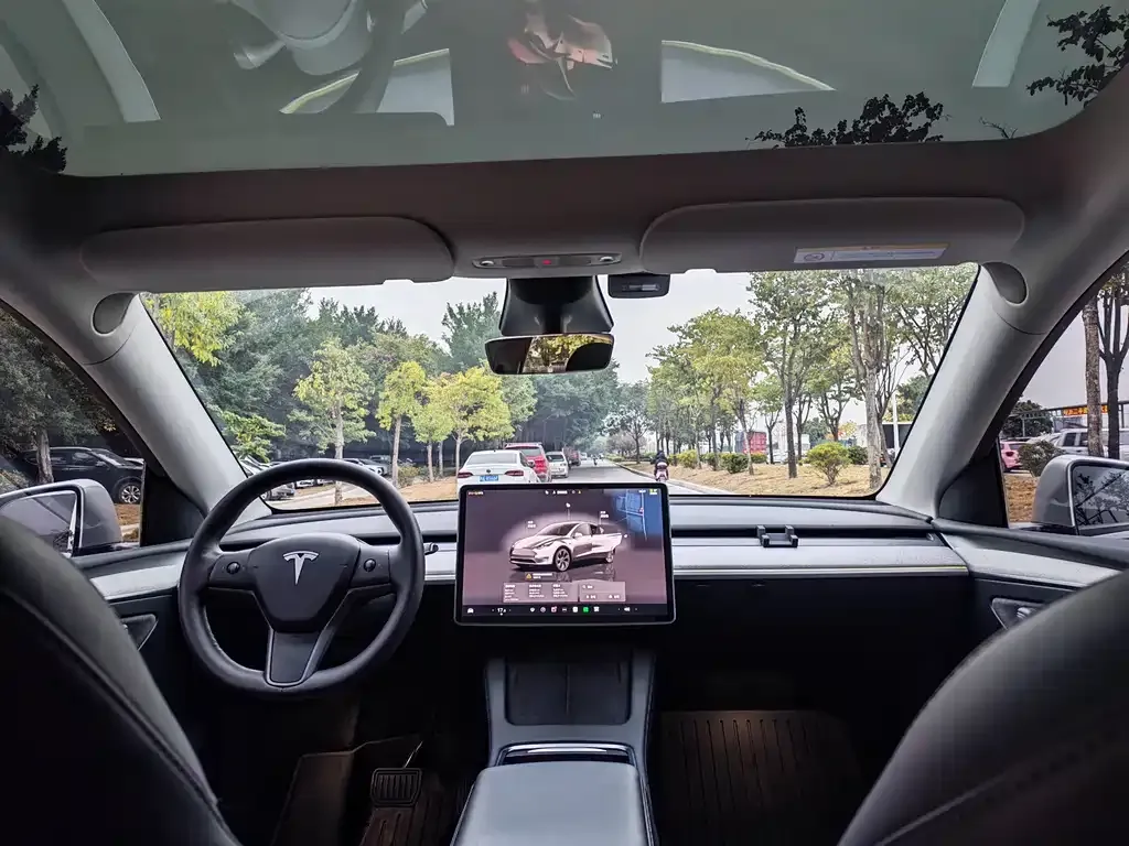 Tesla Model Y 2022 из CN, фото 9