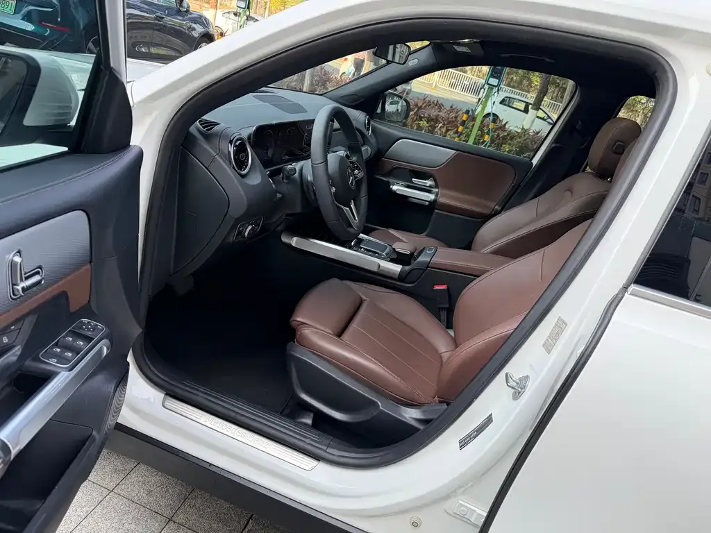 Mercedes-Benz GLB 2023 из CN, фото 7