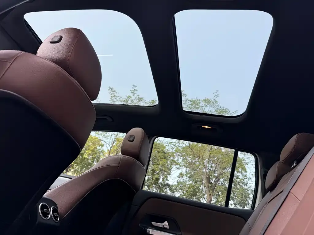 Mercedes-Benz GLB 2023 из CN, фото 2