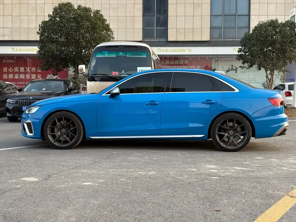 Audi S4 2021 из CN, фото 3