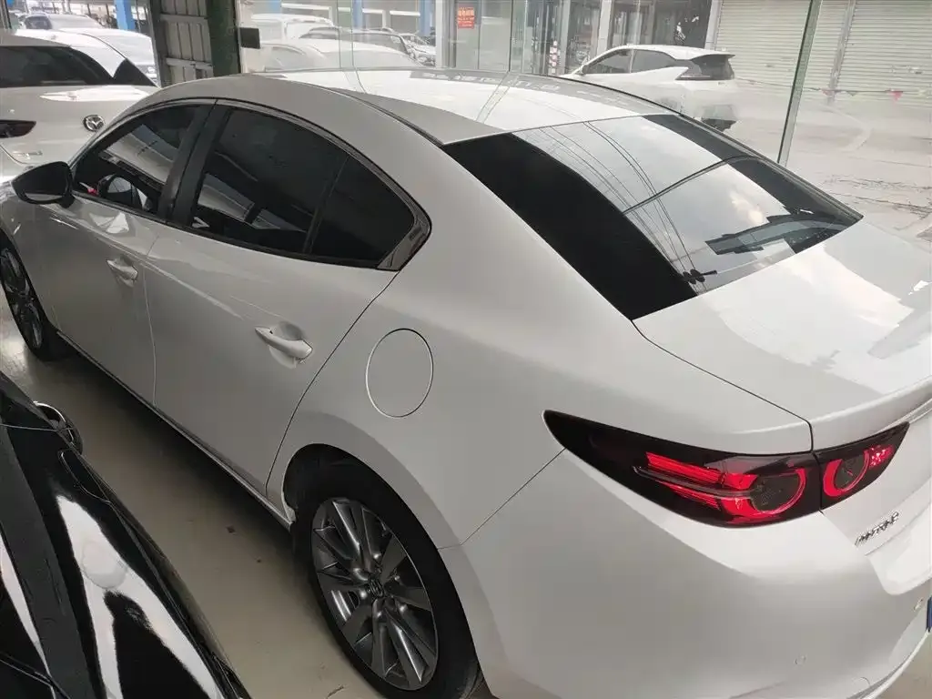Mazda 3 Axela 2024 из CN, фото 5