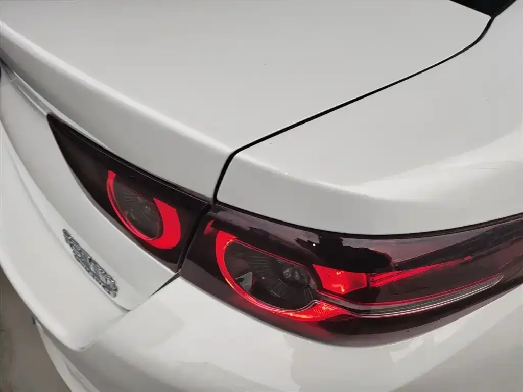 Mazda 3 Axela 2024 из CN, фото 4