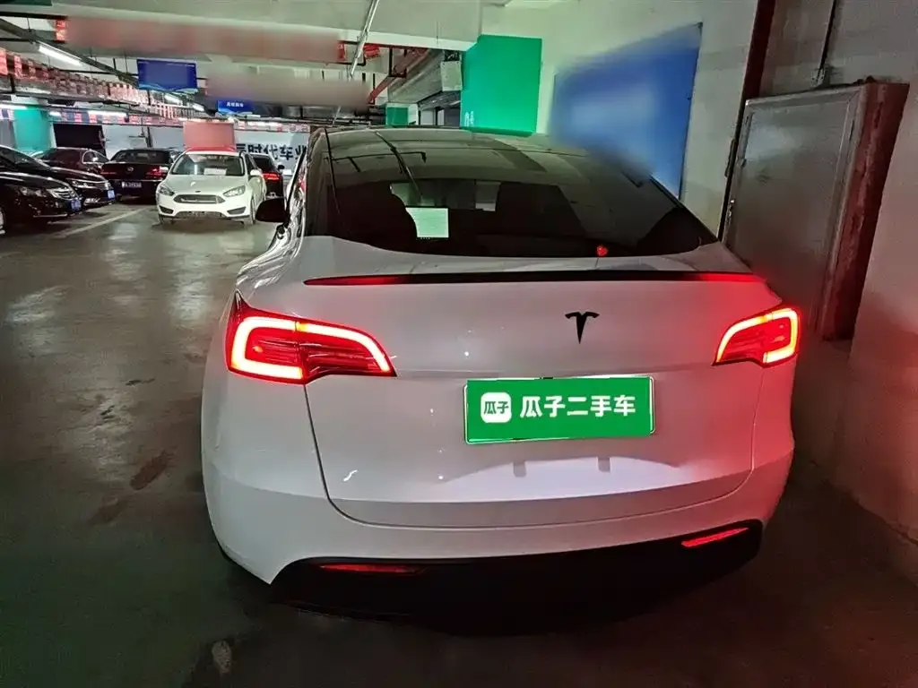 Tesla Model Y 2024 из CN, фото 9