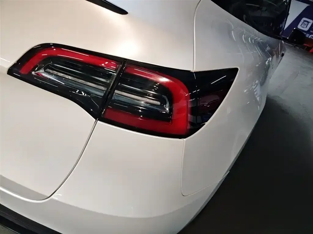 Tesla Model Y 2024 из CN, фото 8