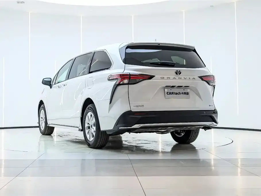 Toyota Granvia 2026 из CN, фото 10
