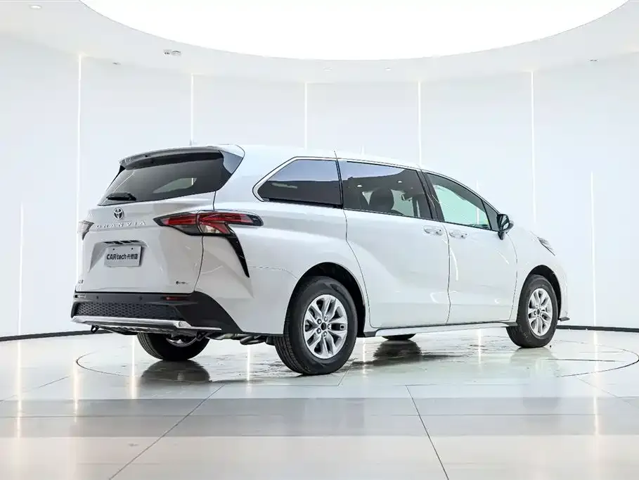Toyota Granvia 2026 из CN, фото 3