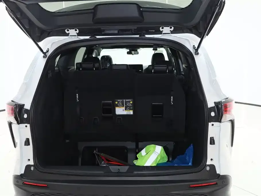 Toyota Granvia 2026 из CN, фото 8