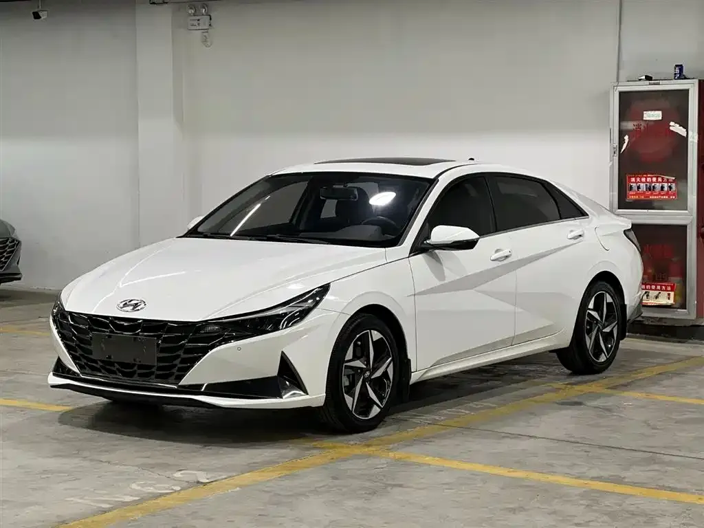 Hyundai Elantra 2021 из CN, фото 1
