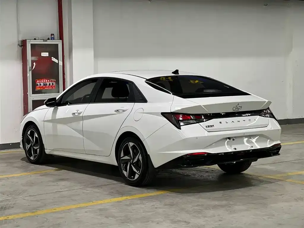 Hyundai Elantra 2021 из CN, фото 4