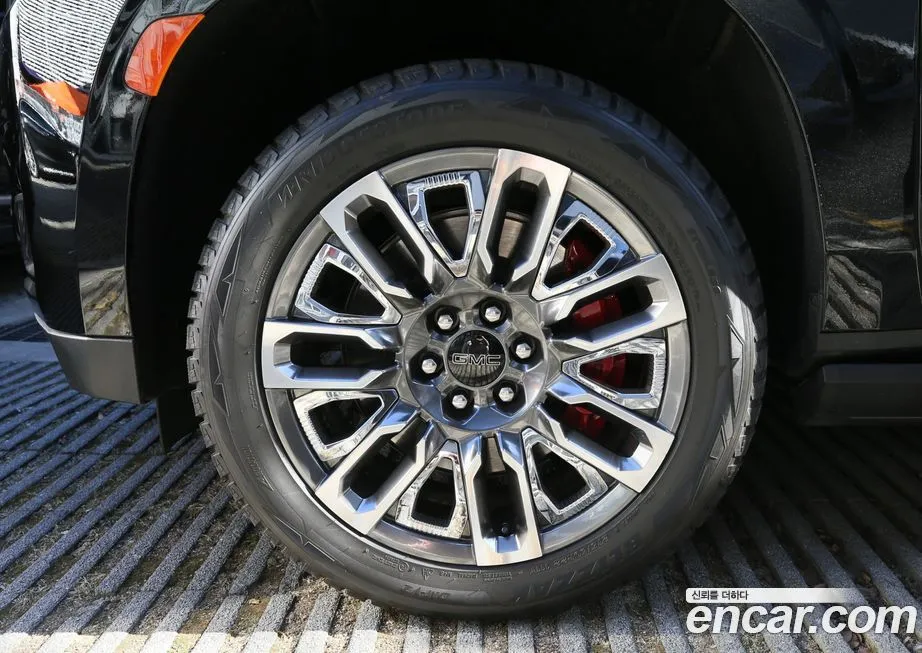 GMC Yukon 2022 из KR, фото 6