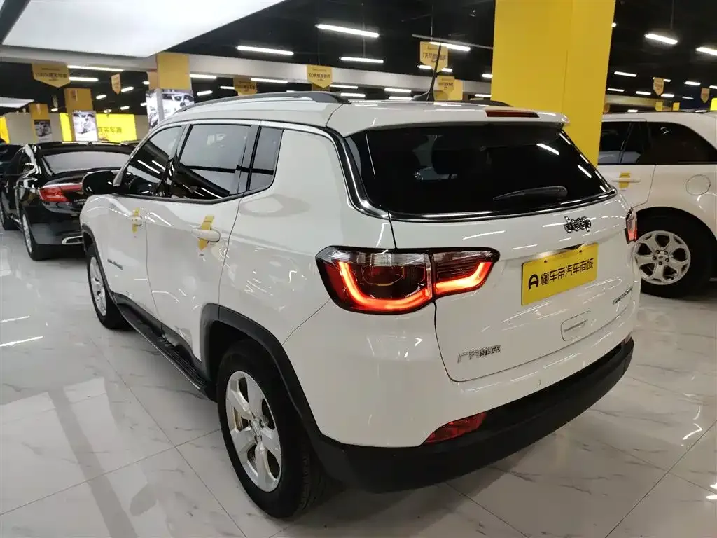 Jeep Compass 2021 из CN, фото 10