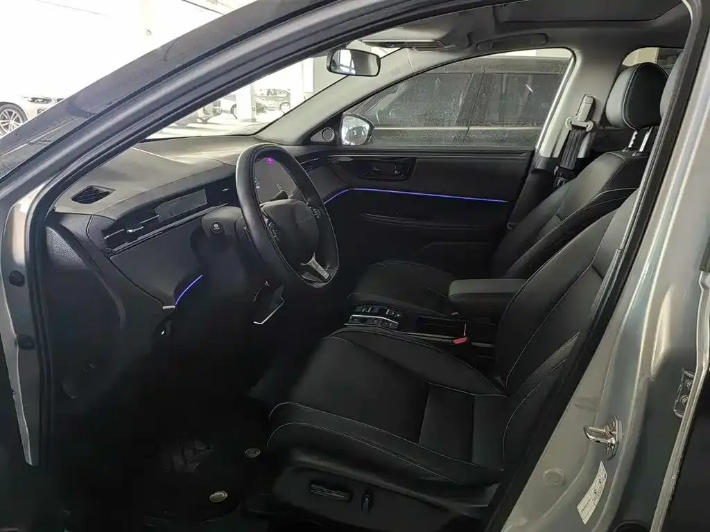 Honda e:NP2 2024 из CN, фото 3