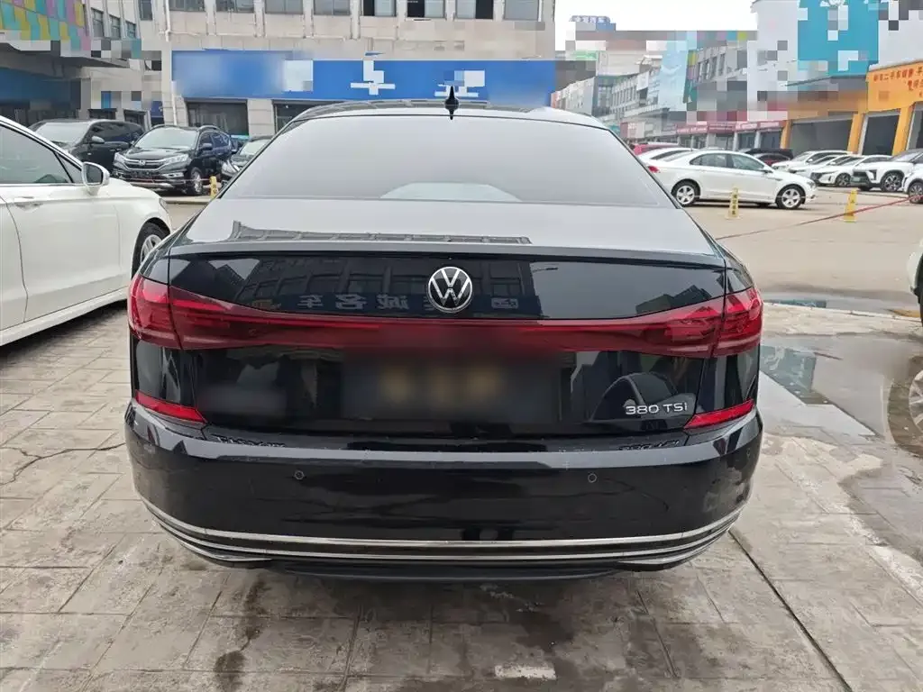 Volkswagen Passat 2023 из CN, фото 6