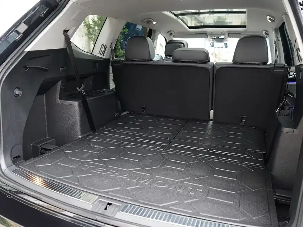 Volkswagen Teramont 2024 из CN, фото 8