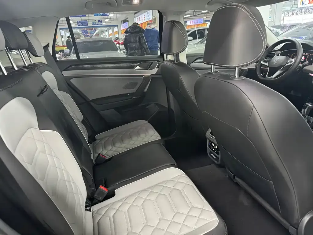 Volkswagen Tayron 2025 из CN, фото 2