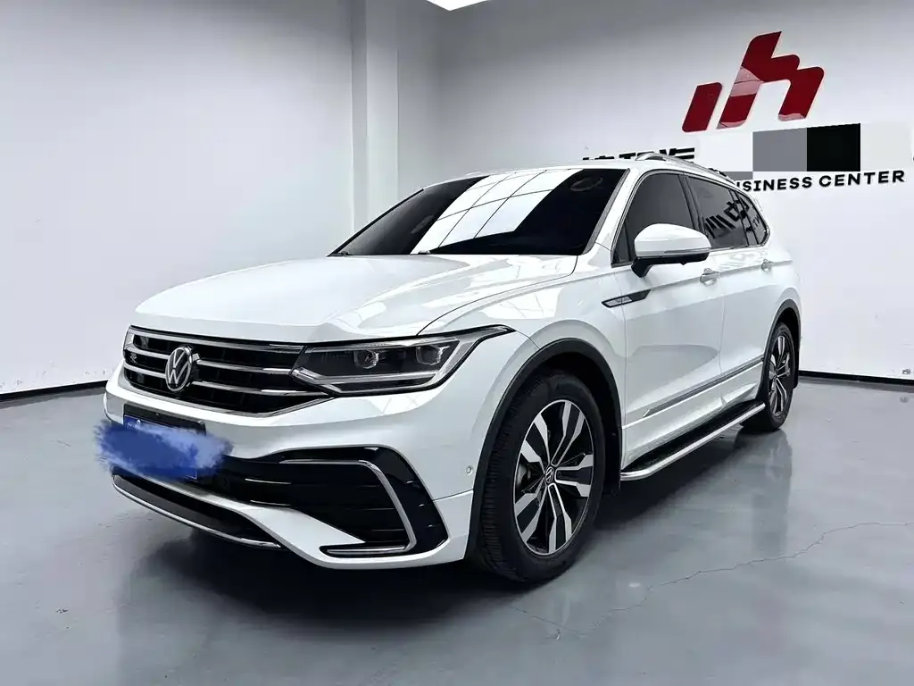 Volkswagen Tiguan L 2023 из CN, фото 1