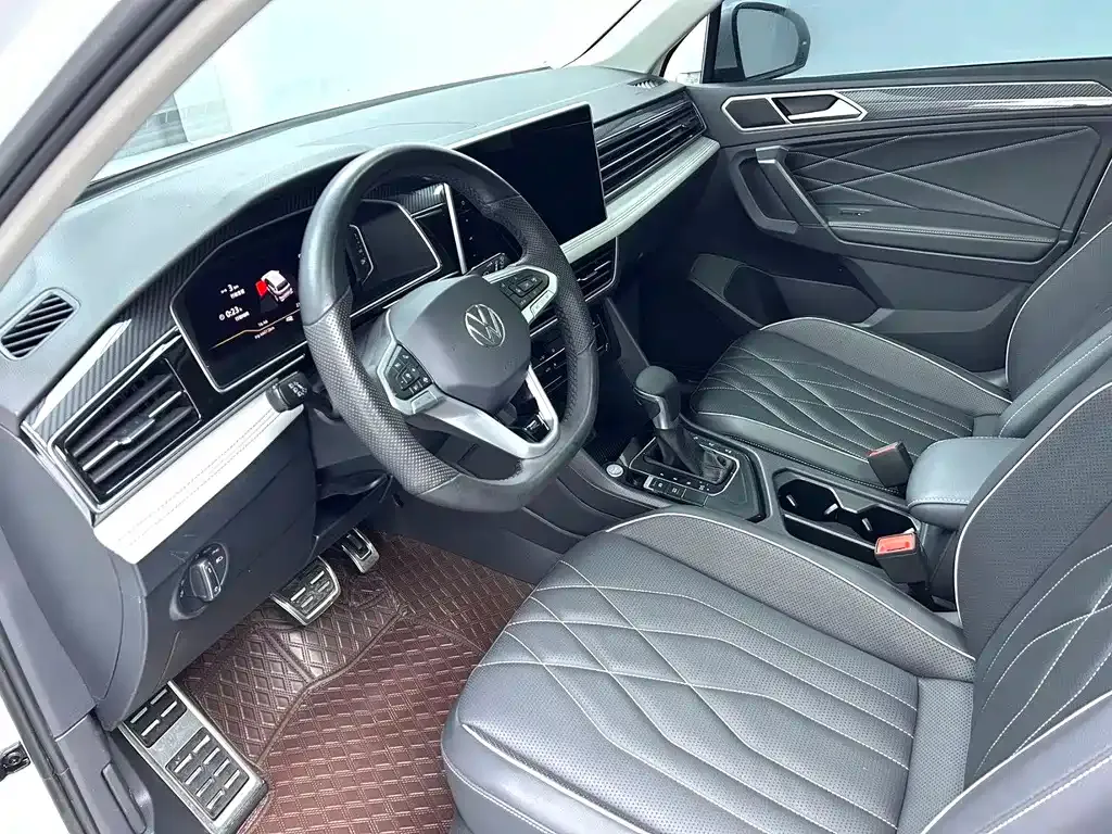 Volkswagen Tiguan L 2023 из CN, фото 5