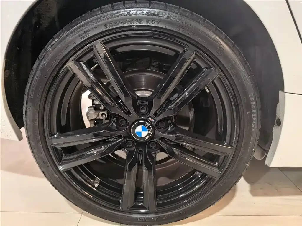 BMW 1 Series 2023 из CN, фото 4