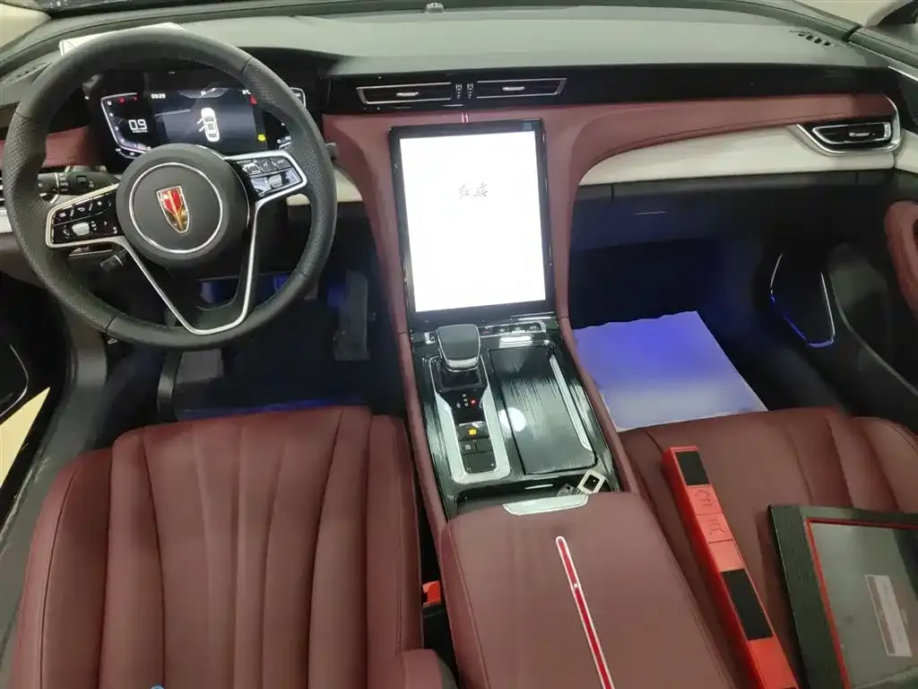 Hongqi H5 2025 из CN, фото 4