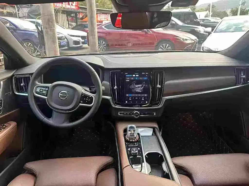 Volvo S90 2024 из CN, фото 4