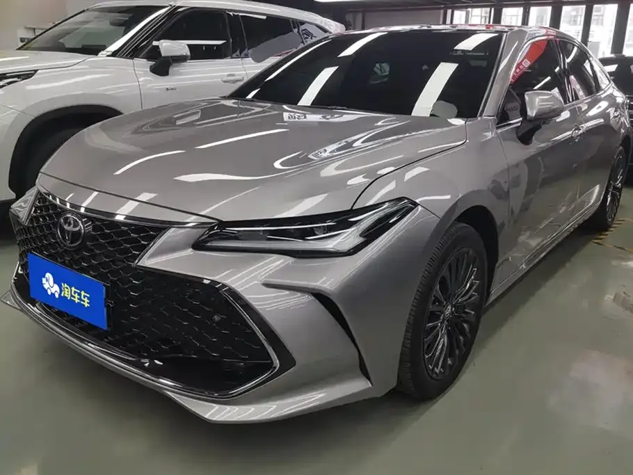 Toyota Avalon 2023 из CN, фото 1
