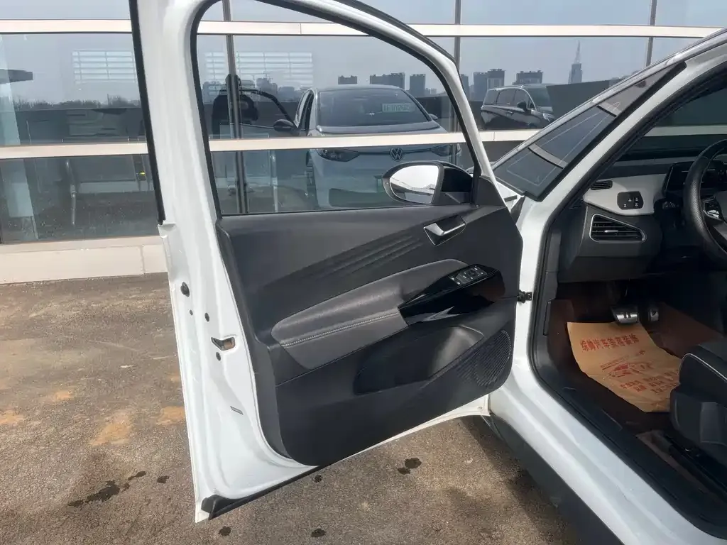 Volkswagen ID.3 2024 из CN, фото 9
