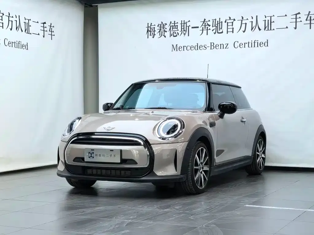 MINI Cooper (3-door) 2024 из CN, фото 1