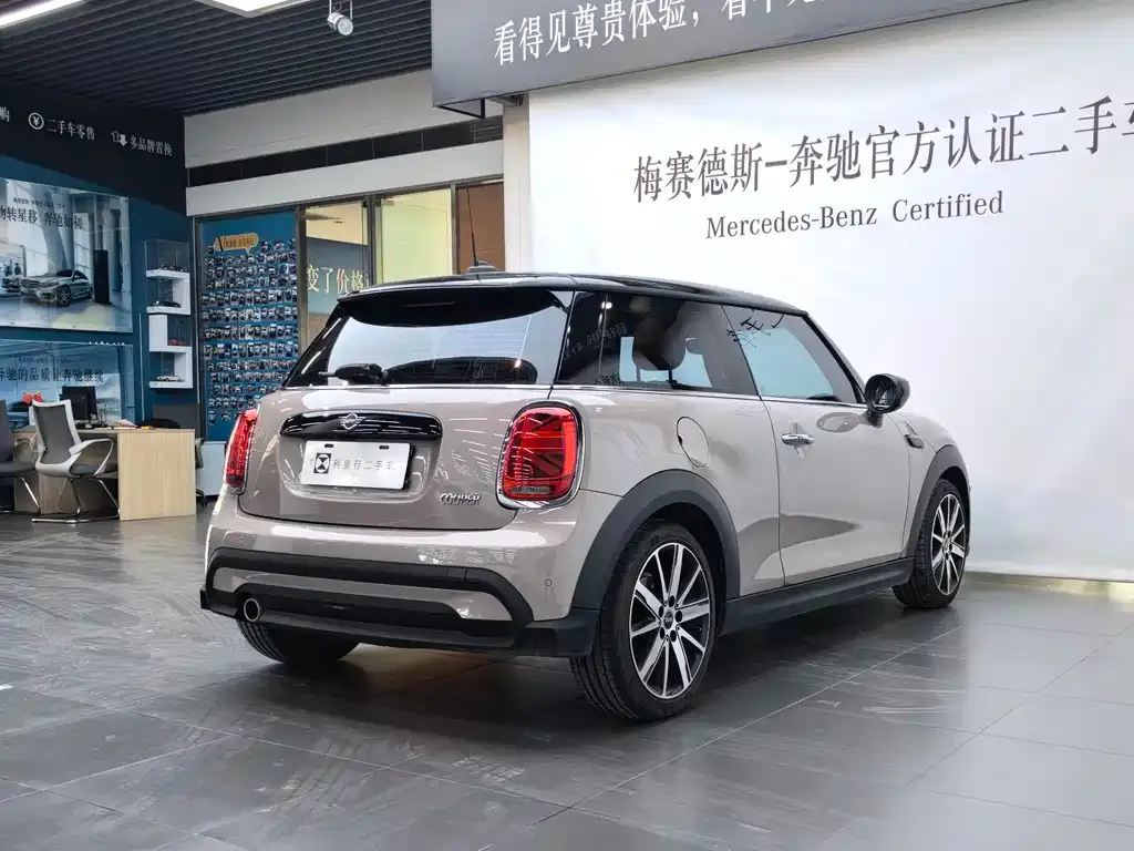 MINI Cooper (3-door) 2024 из CN, фото 3