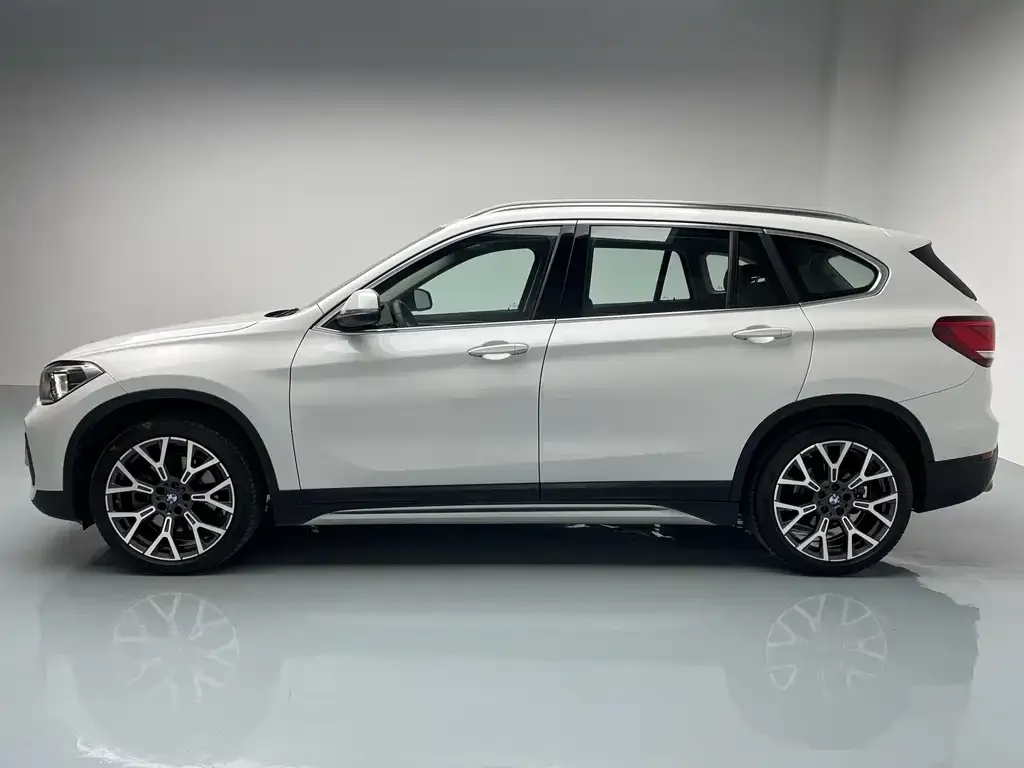 BMW X1 2022 из CN, фото 4