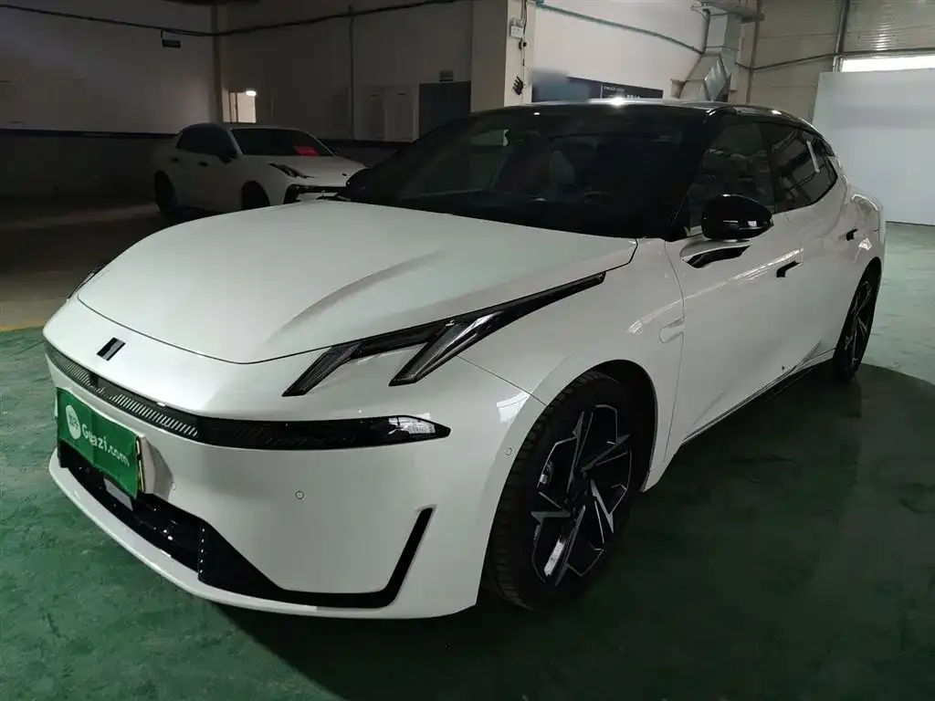 Lynk & Co 07 EM-P 2025 из CN, фото 1