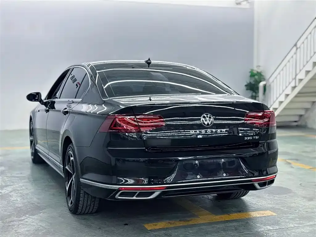 Volkswagen Magotan 2023 из CN, фото 4